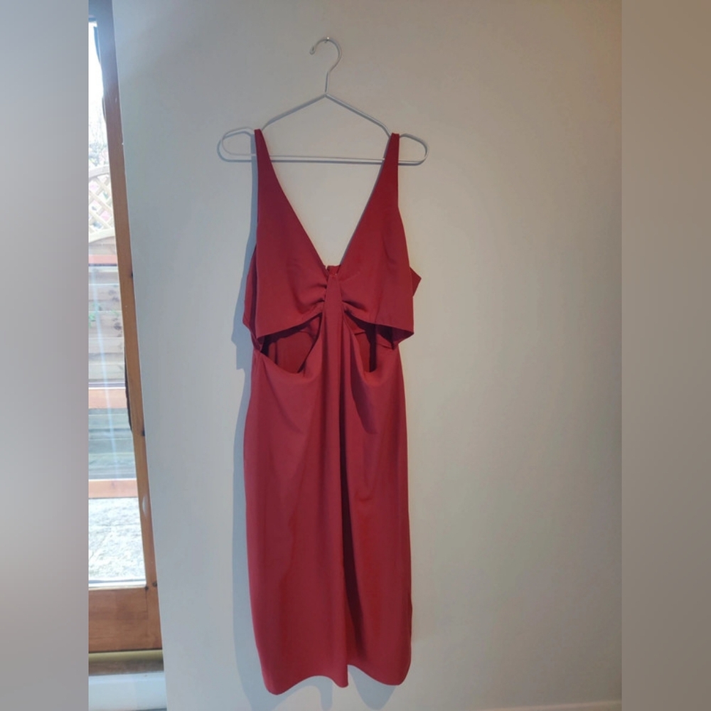 Red Sleeveless Dress